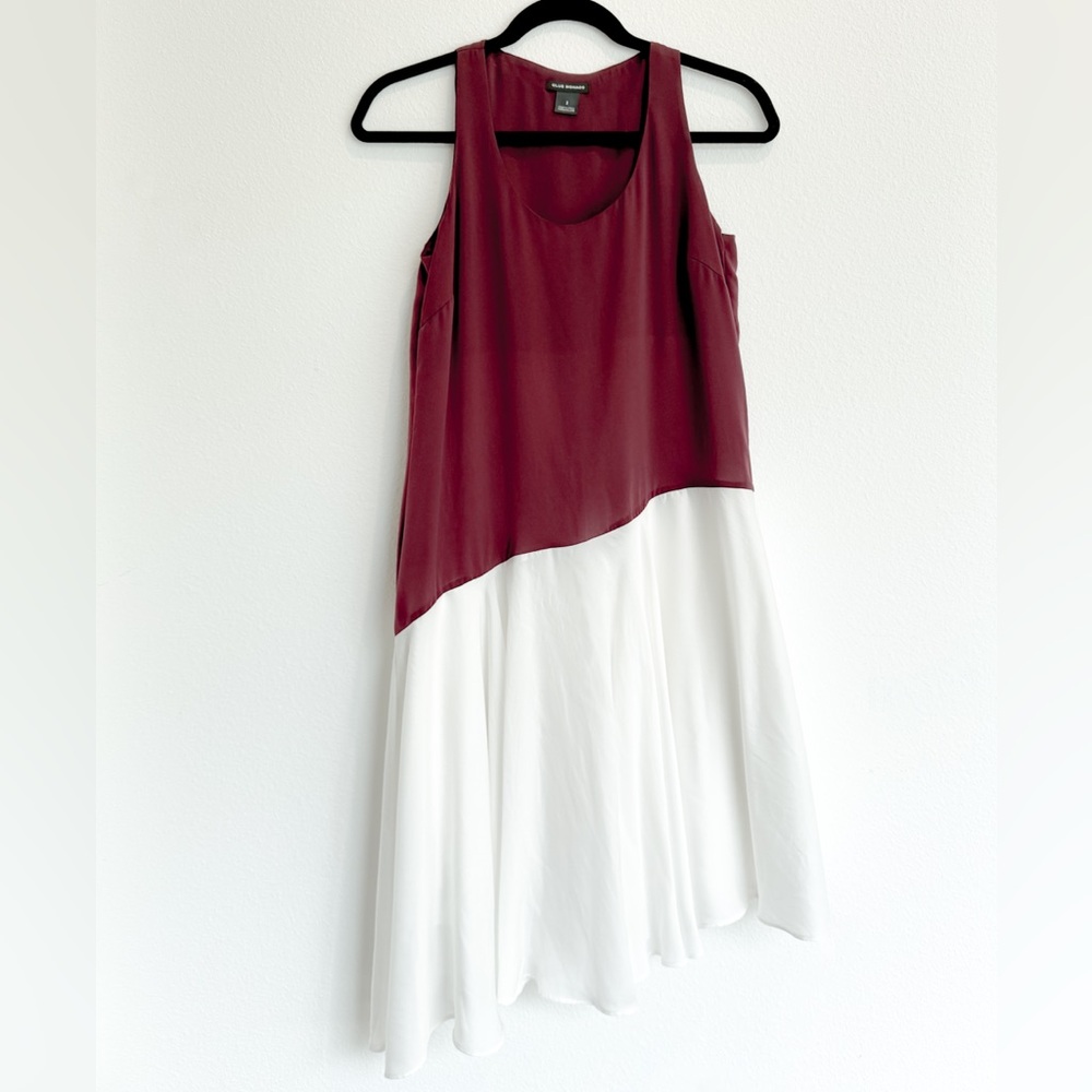 Club Monaco Size 2 Burgundy and White Sleeveless Dress